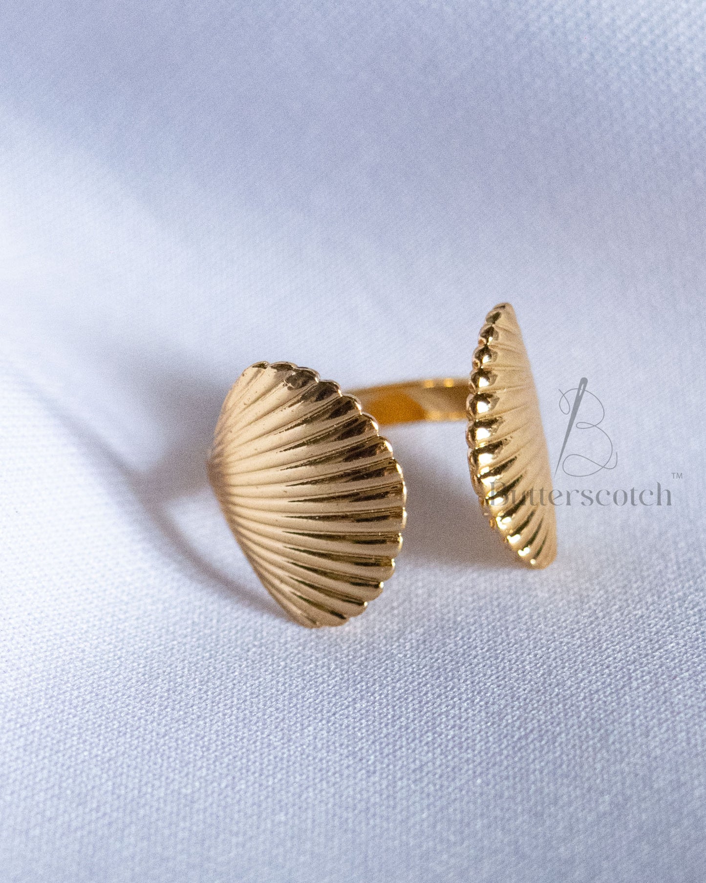 Ready to Ship: SEASHELL GLOW