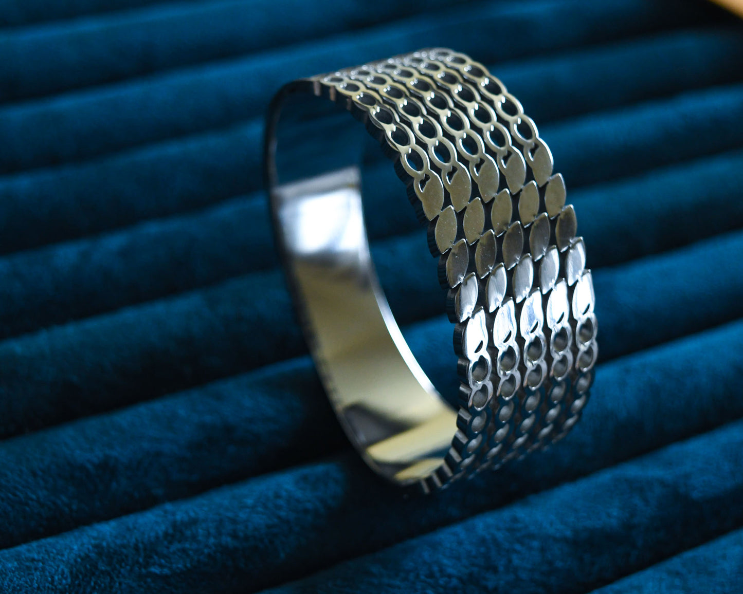 Ready to Ship: Platinum Glow Bracelet