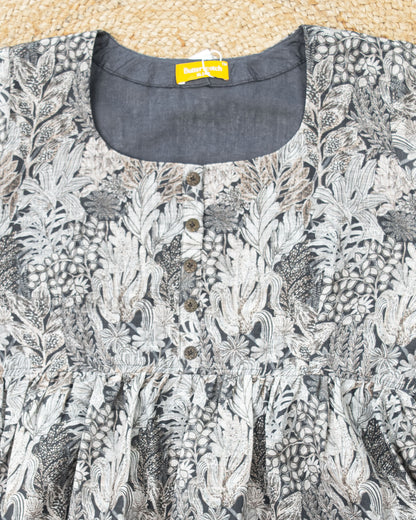 Ready to Ship: Monochrome Muse