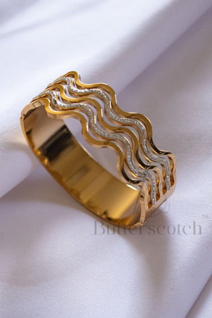 Ready to Ship: AURUM ESSENCE BRACELET